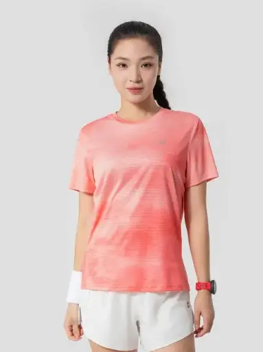 Tshirt chạy bộ nữ Graphic Sky